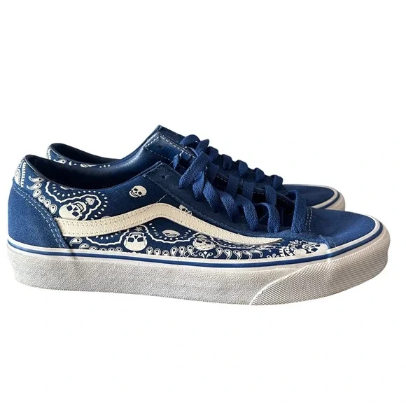 Vans Old Skool Skull Bandana Blue White Skate Sneakers Shoes Mens 9 Womens 10.5 - Picture 2 of 9